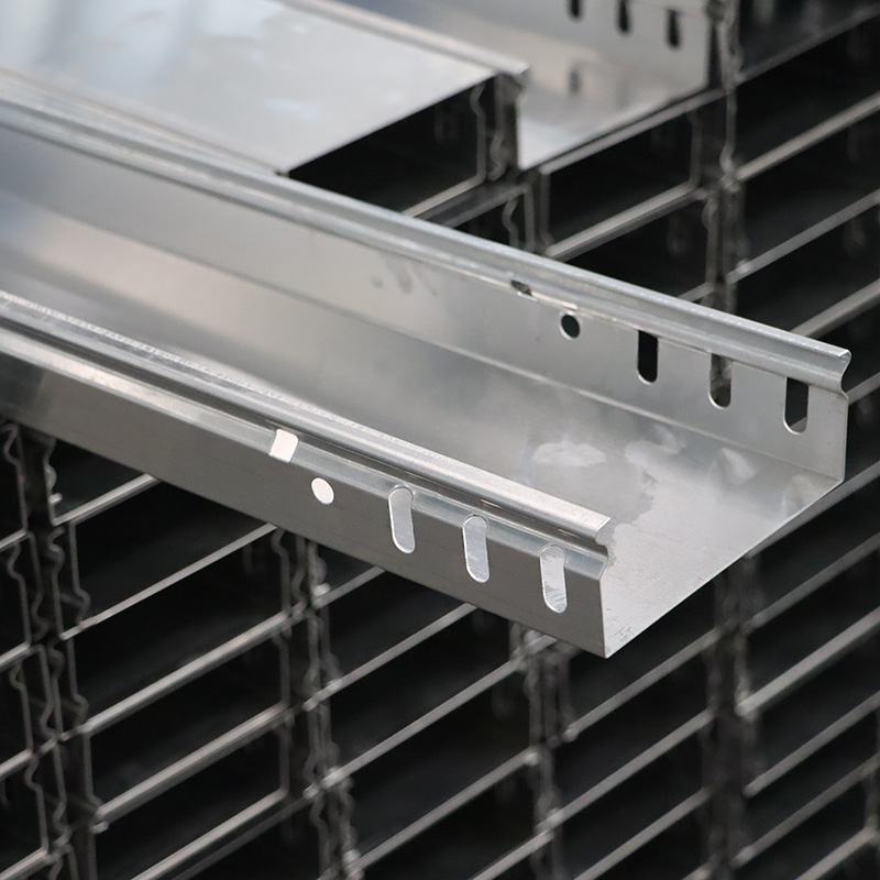 Self-locking Cable Tray