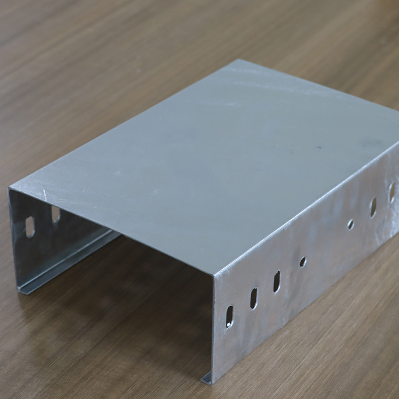 Zinc-magnesium-aluminyo cable tray