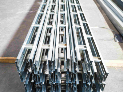 Cascade cable tray