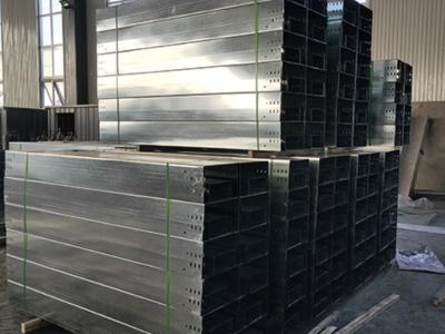 Corrosion-resistant na cable tray